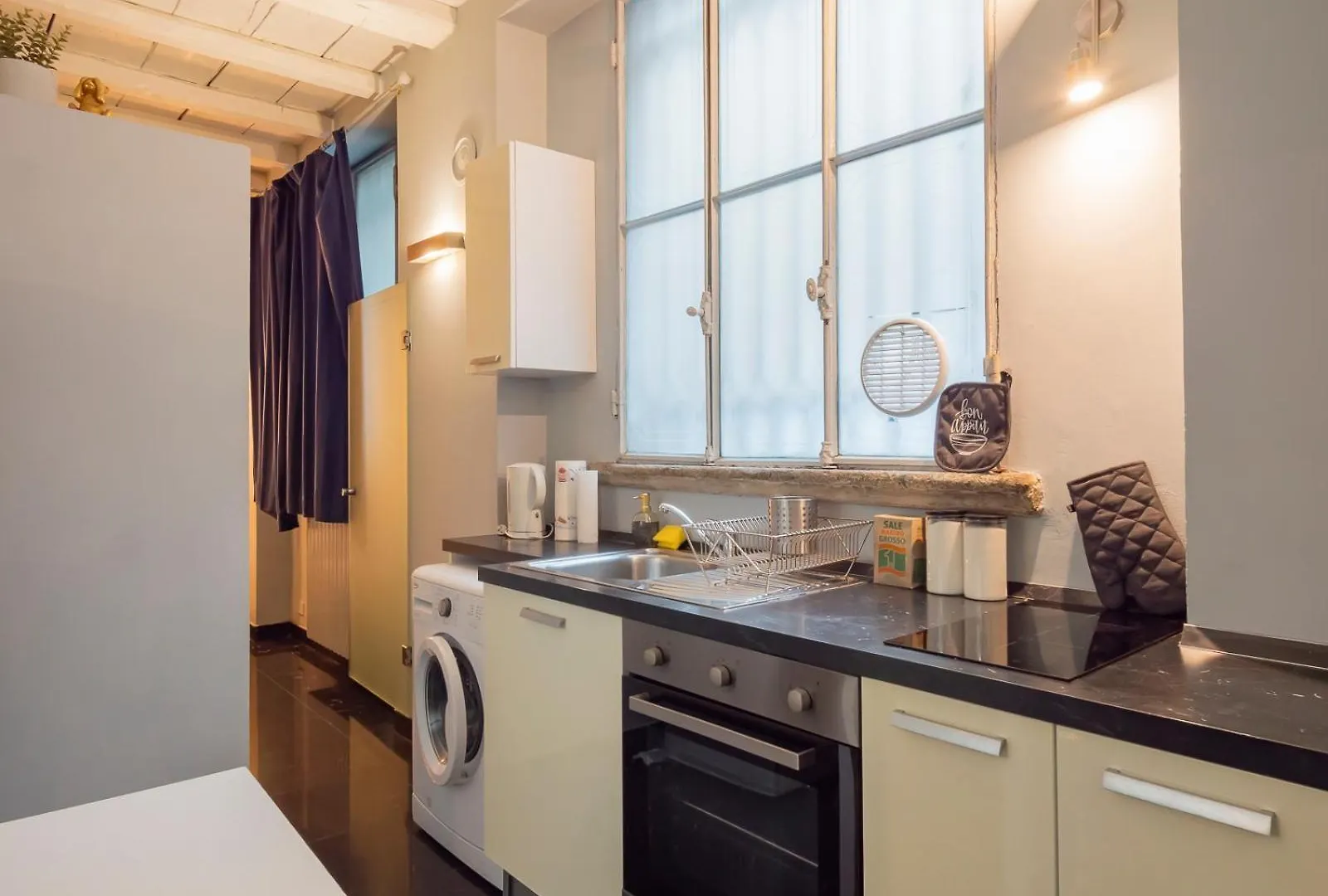 מילאנו Xenia Apartments - Central Studio Apartment In Duomo
