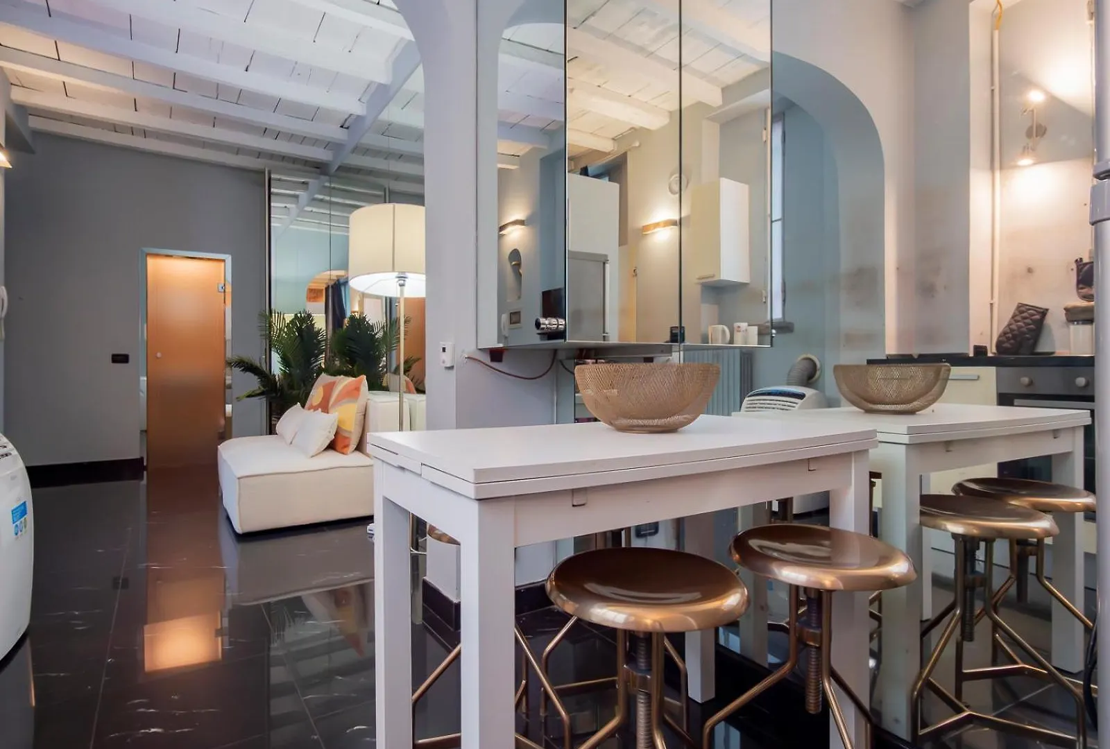 מילאנו Xenia Apartments - Central Studio Apartment In Duomo 0*,